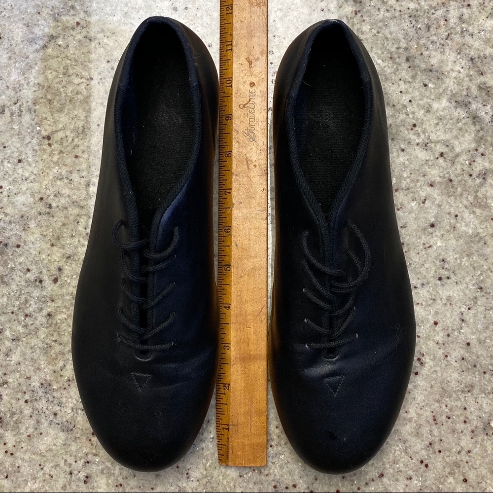 Black Whole Sole Lace-Up Tap Shoes by Leo